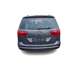 88.2_SEAT_Alhambra_1.4_TSI_Style_SS___CHF_391_90_monatlich__100_500_km-removebg-preview-min